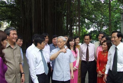 Tổng Bí thư Nguyễn Phú Trọng thăm và làm việc với Báo Nhân Dân - ảnh 1